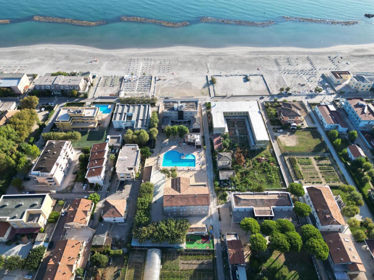 Color Perla Village Bellaria-Igea Marina Eksteriør bilde